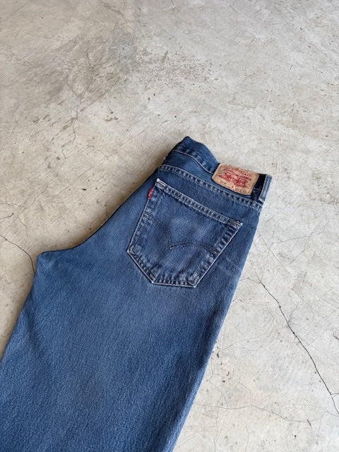 Levi's