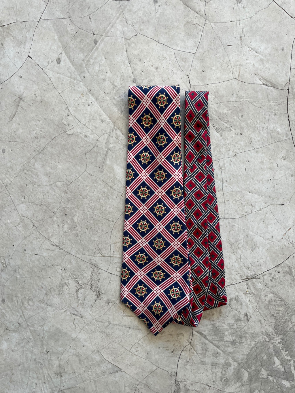 Tommy Hilfiger Wheel Printed Tie