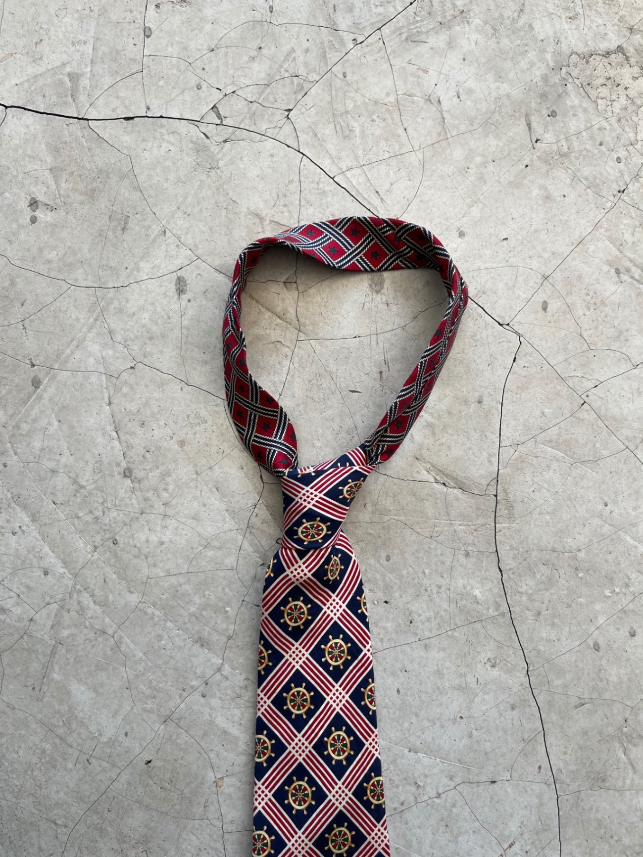 Tommy Hilfiger Wheel Printed Tie