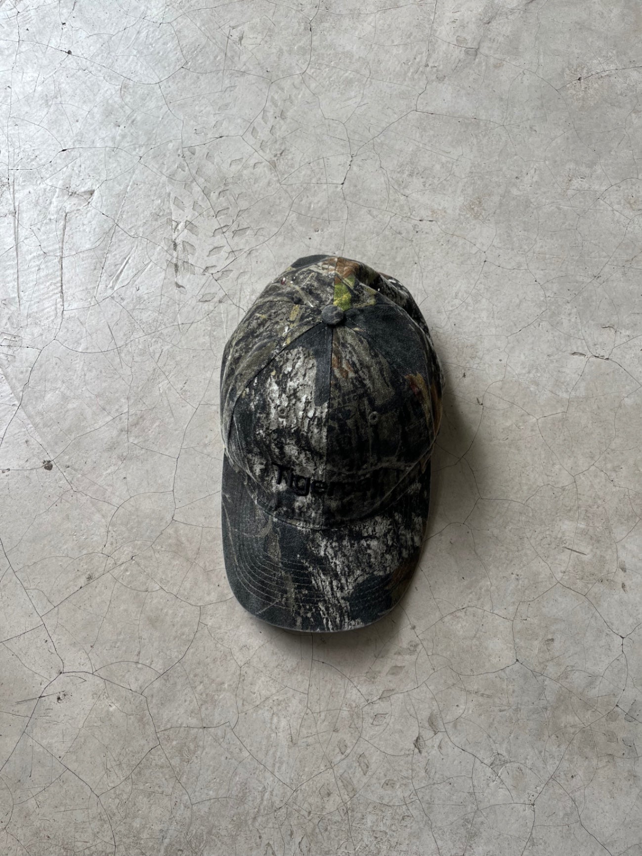 Predator Tigercat Cap