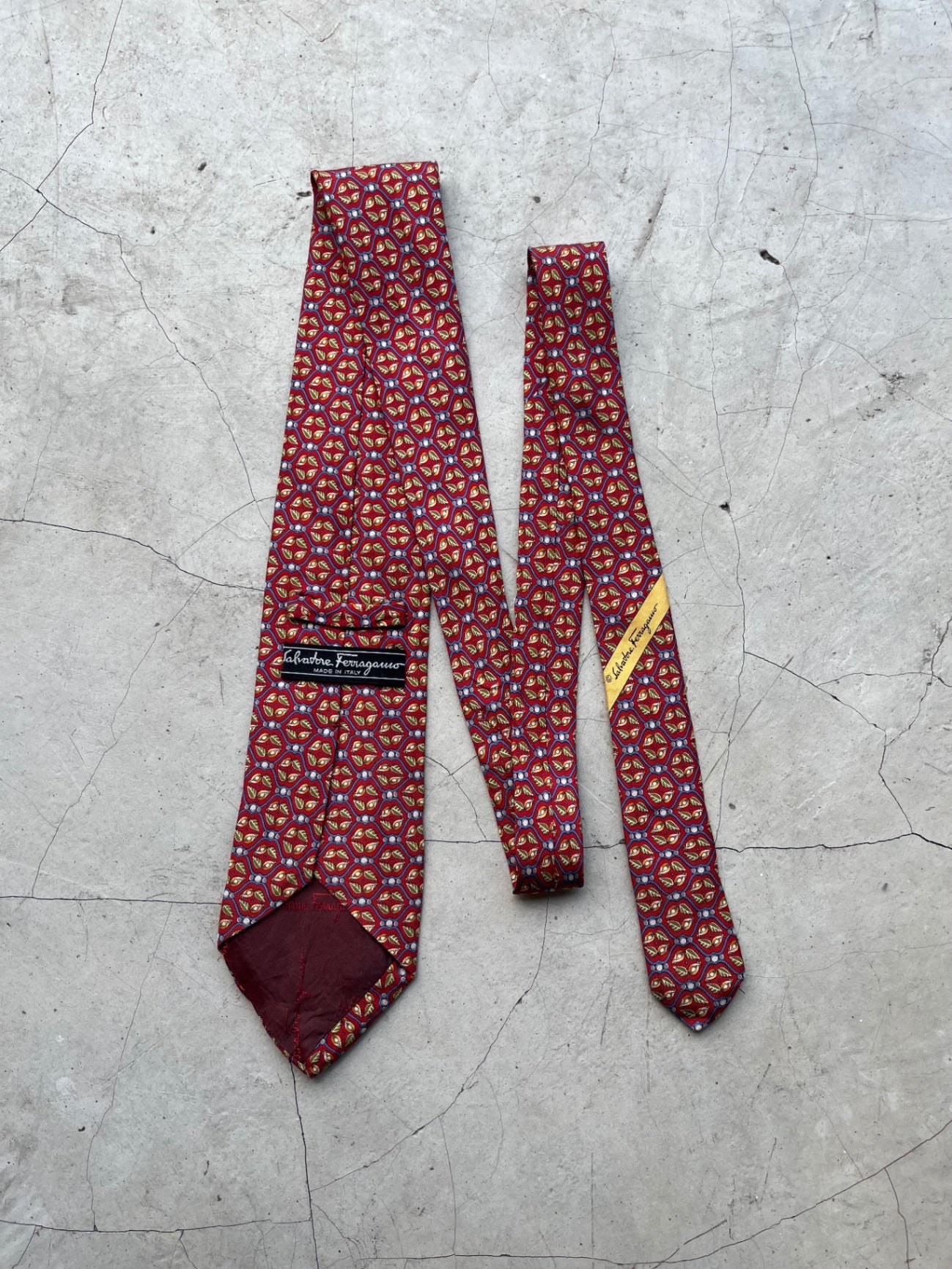 Salvadore Ferragamo Leaf Printed Tie