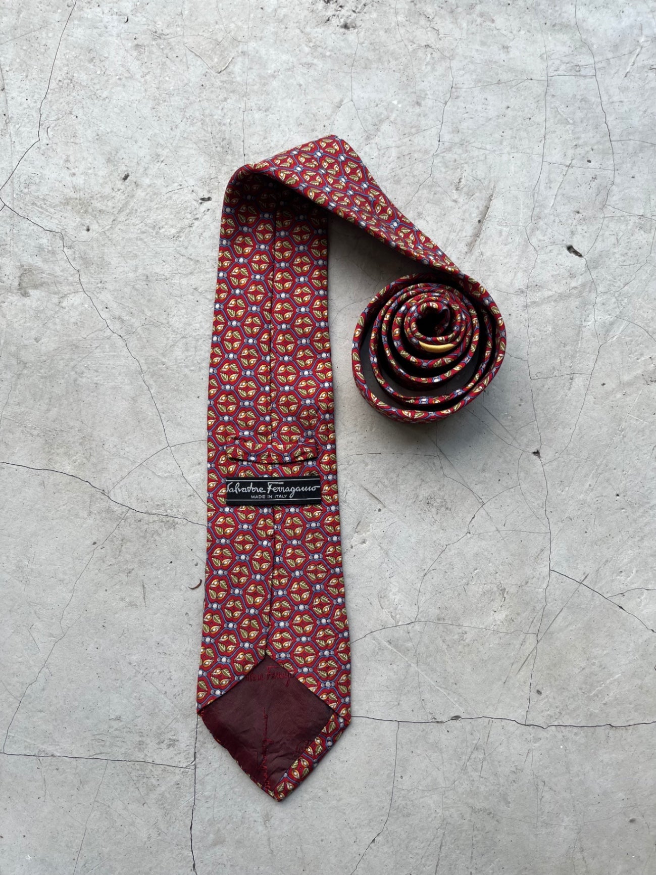 Salvadore Ferragamo Leaf Printed Tie