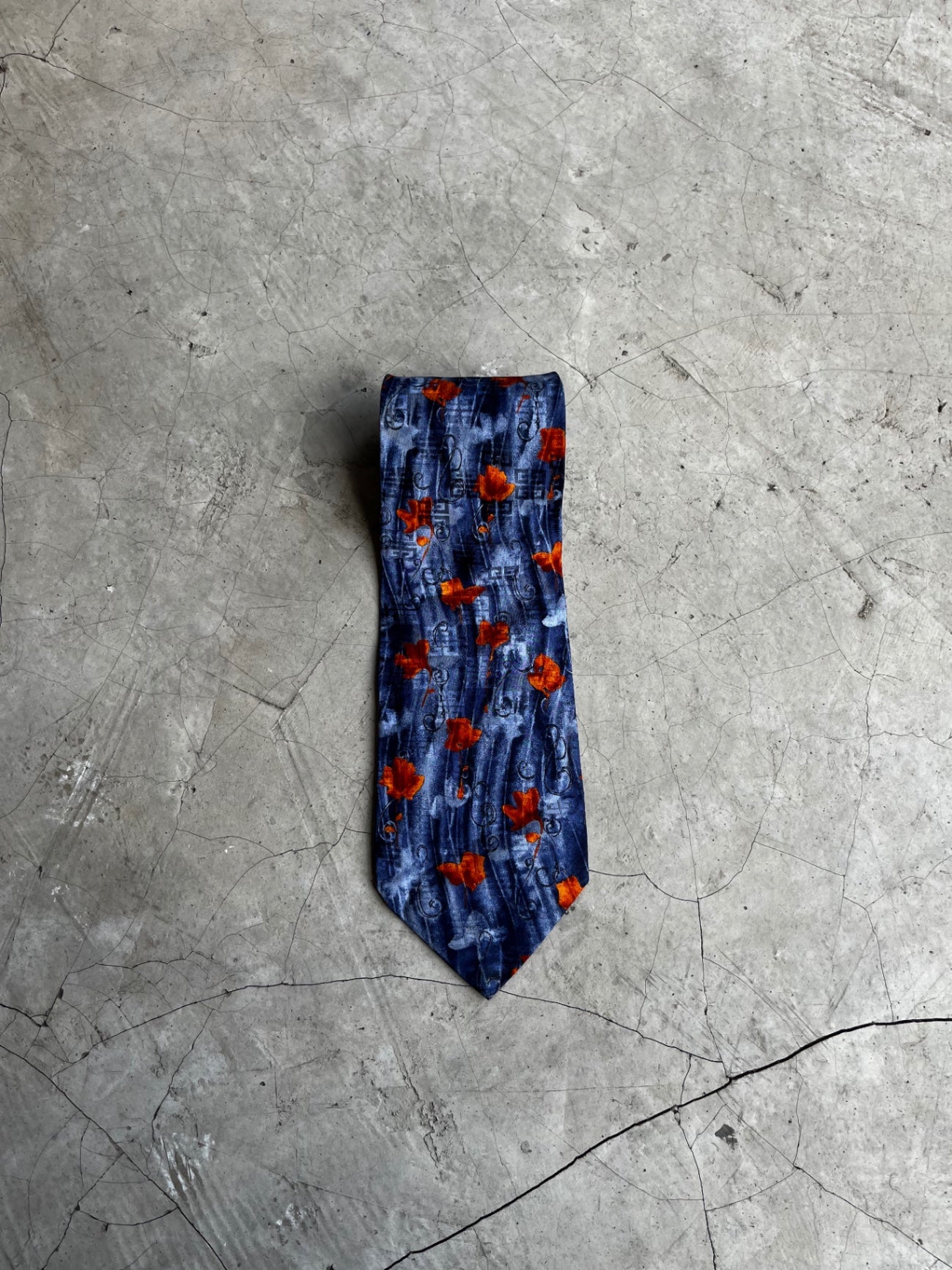 Givenchy Autumn Leaves Printed Tie