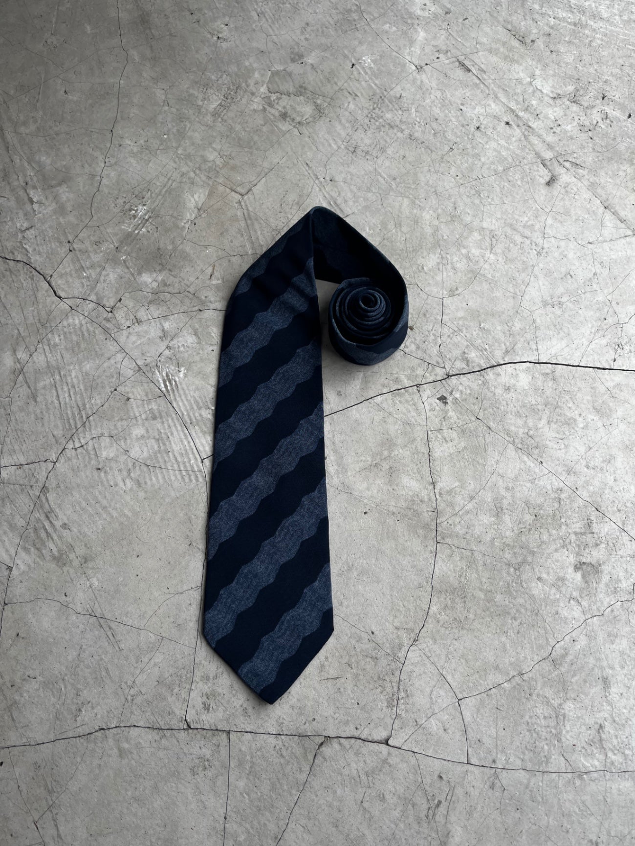 Giorgio Armani Wavy Striped Tie