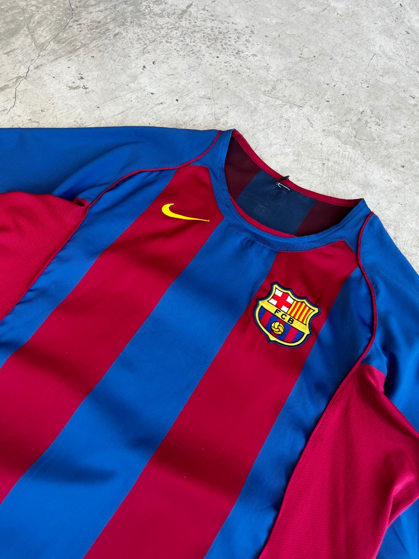 Nike FC Barcelona 04/05 Home Jersey
