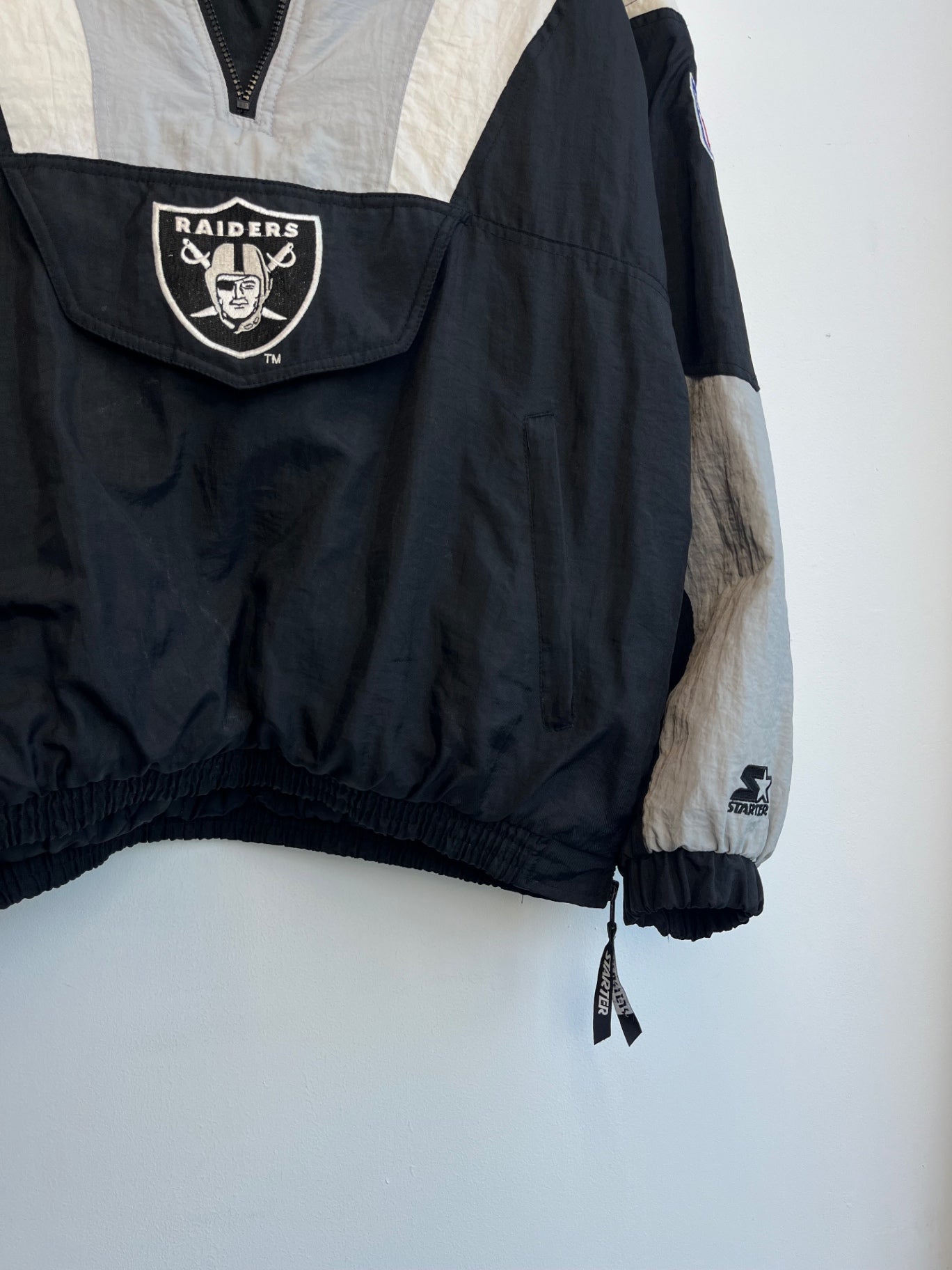 Vintage 90s Starter Oaklan Raiders Jacket