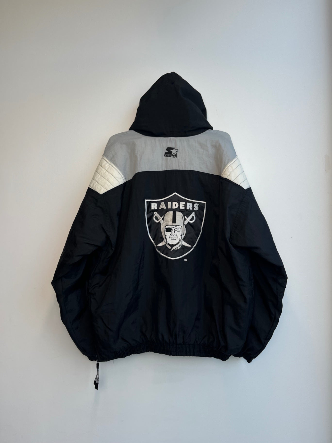 Vintage 90s Starter Oaklan Raiders Jacket