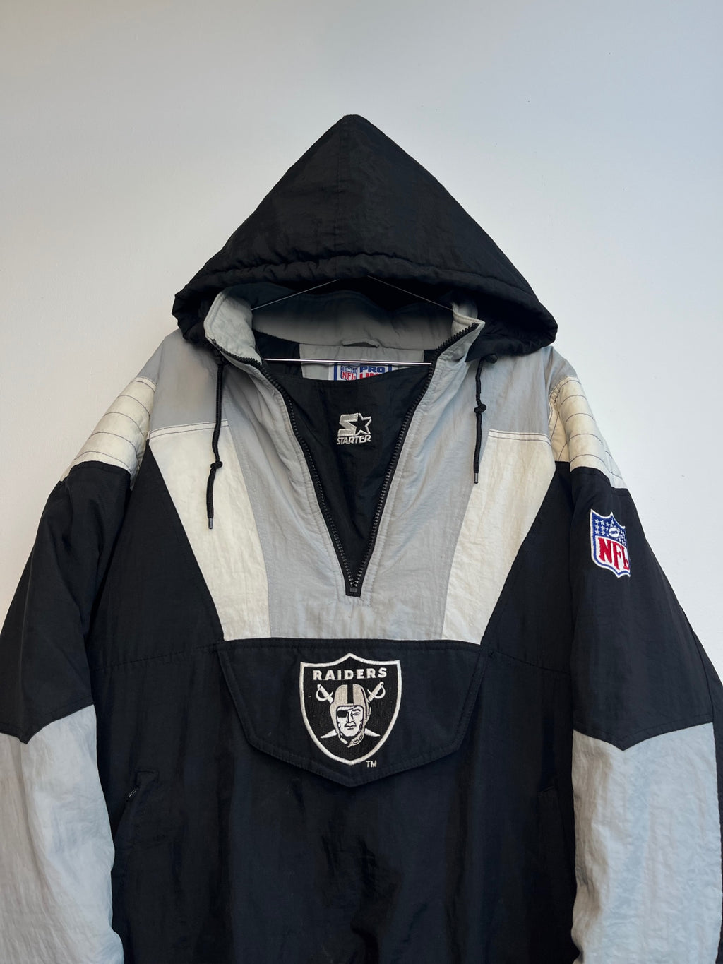 Vintage 90s Starter Oaklan Raiders Jacket