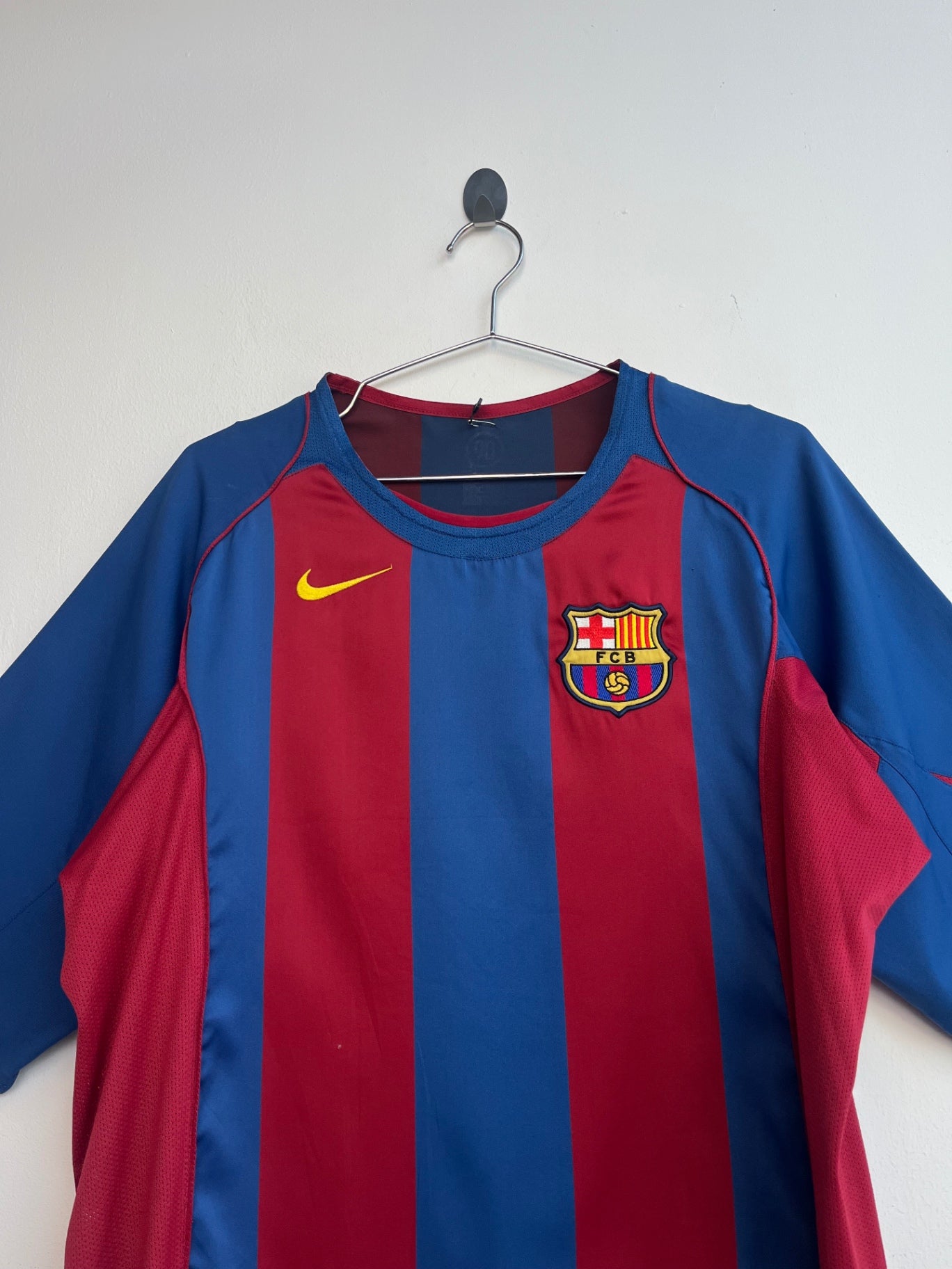 Nike FC Barcelona 04/05 Home Jersey