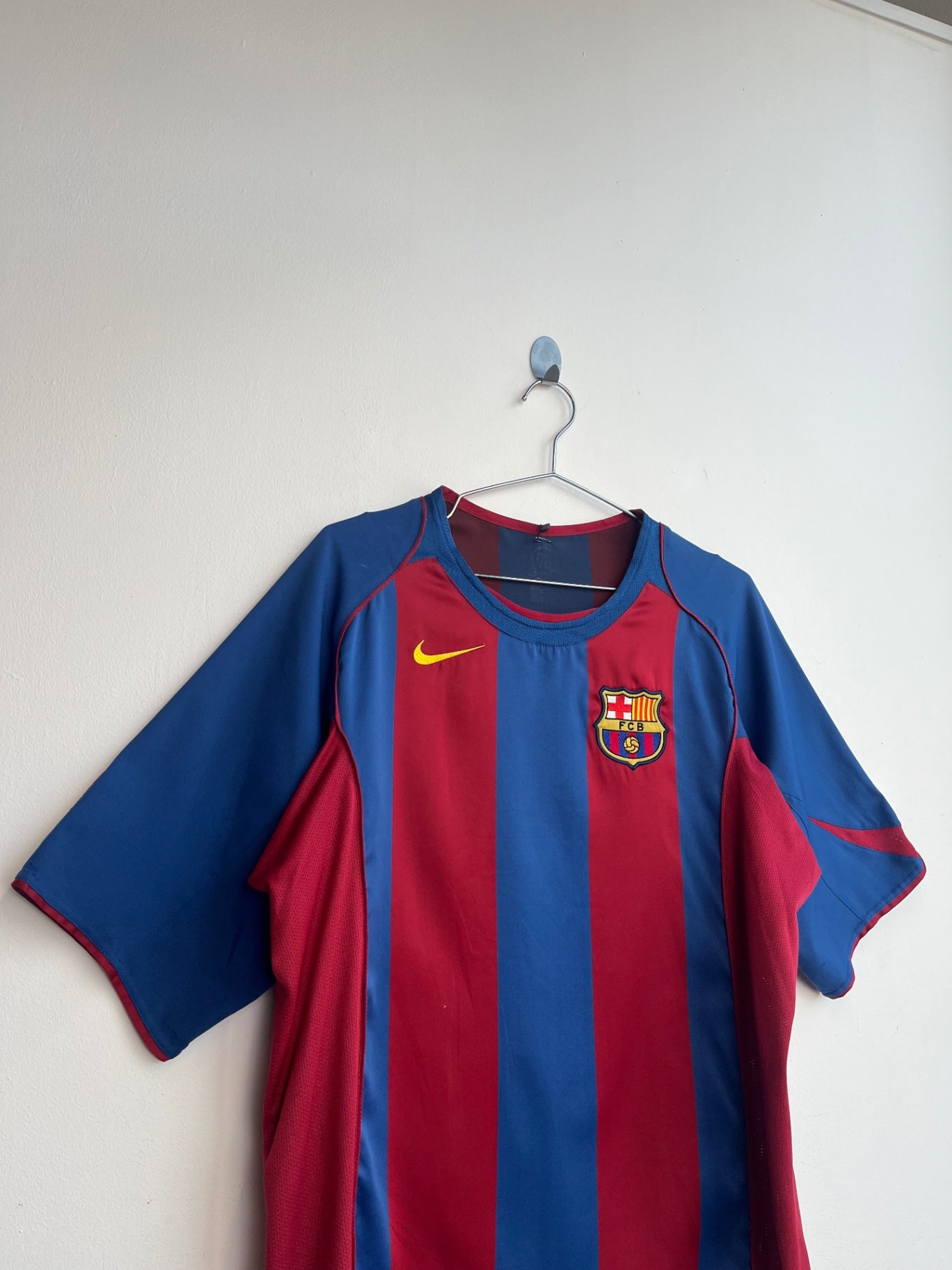 Nike FC Barcelona 04/05 Home Jersey
