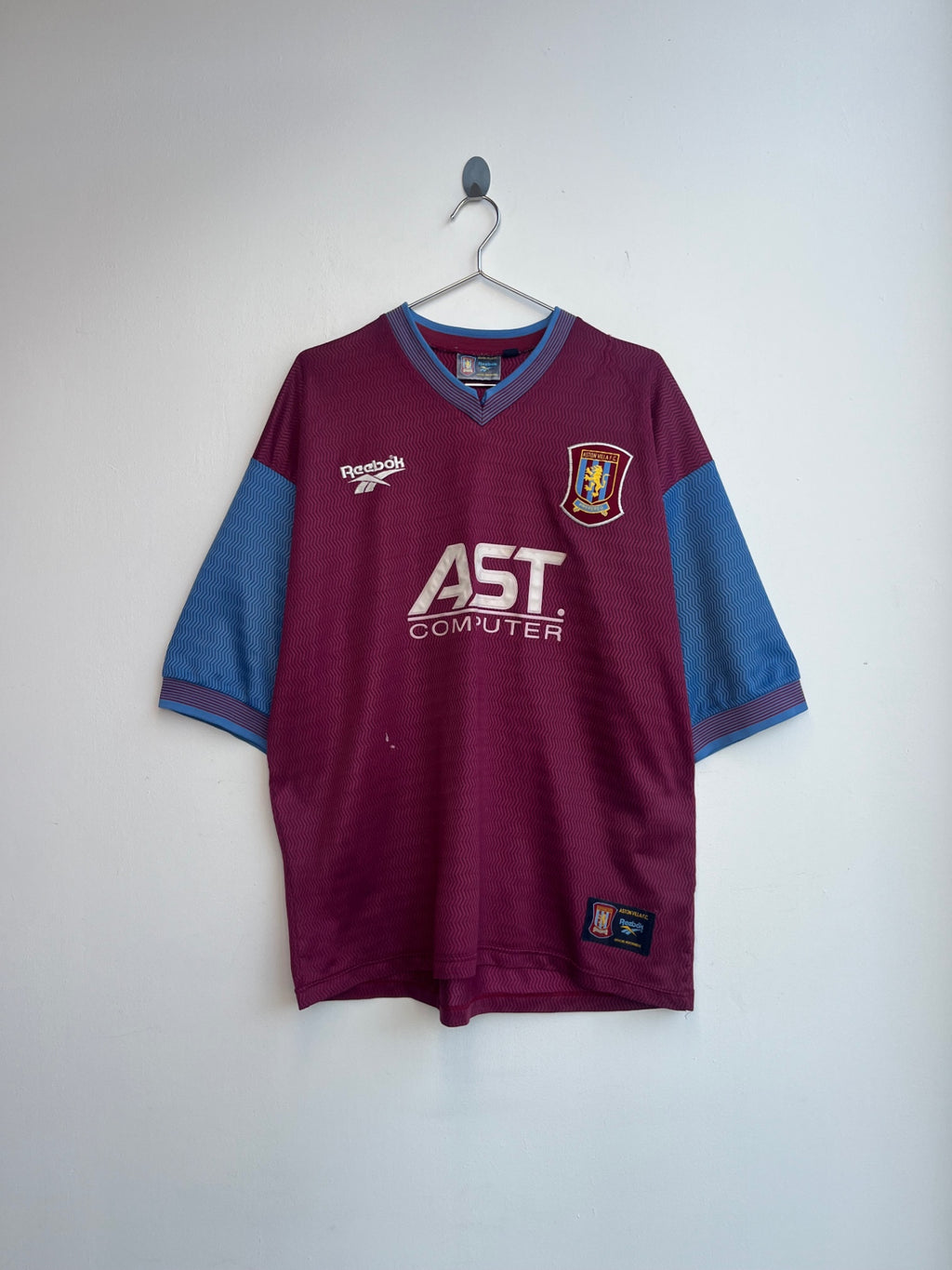 Reebok Aston Villa Home Shirt