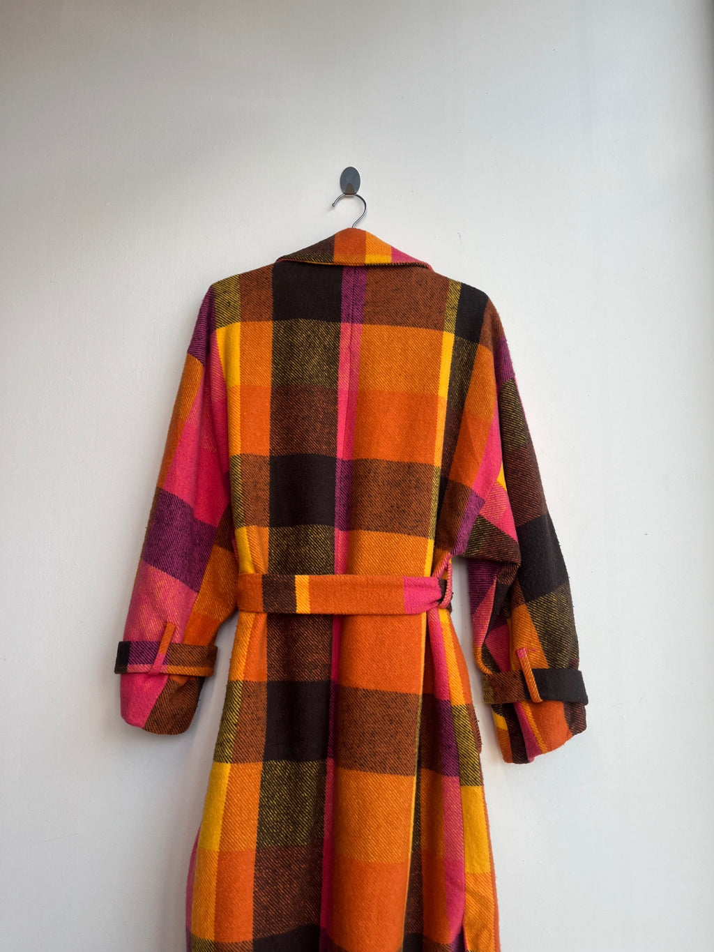 Tensione In Checkered Trench Coat