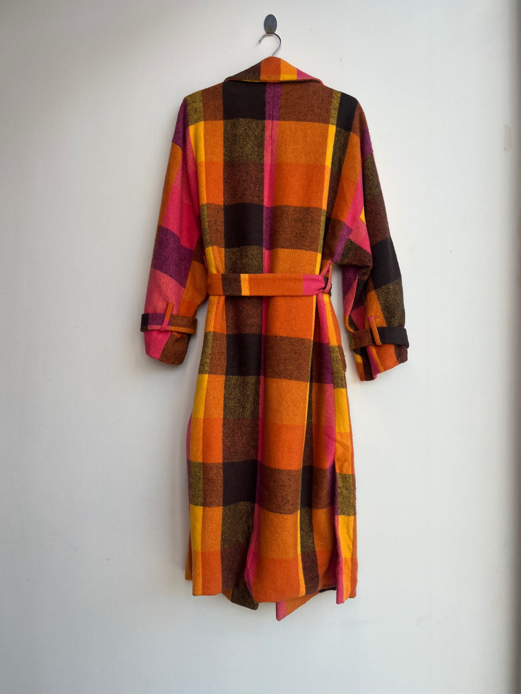 Tensione In Checkered Trench Coat