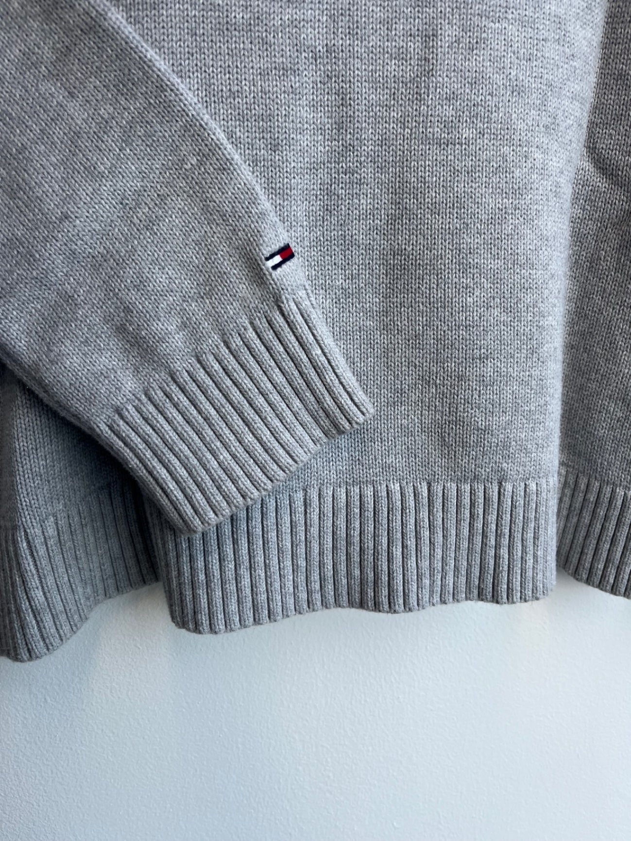 Tommy Hilfiger Grey Knit Crewneck