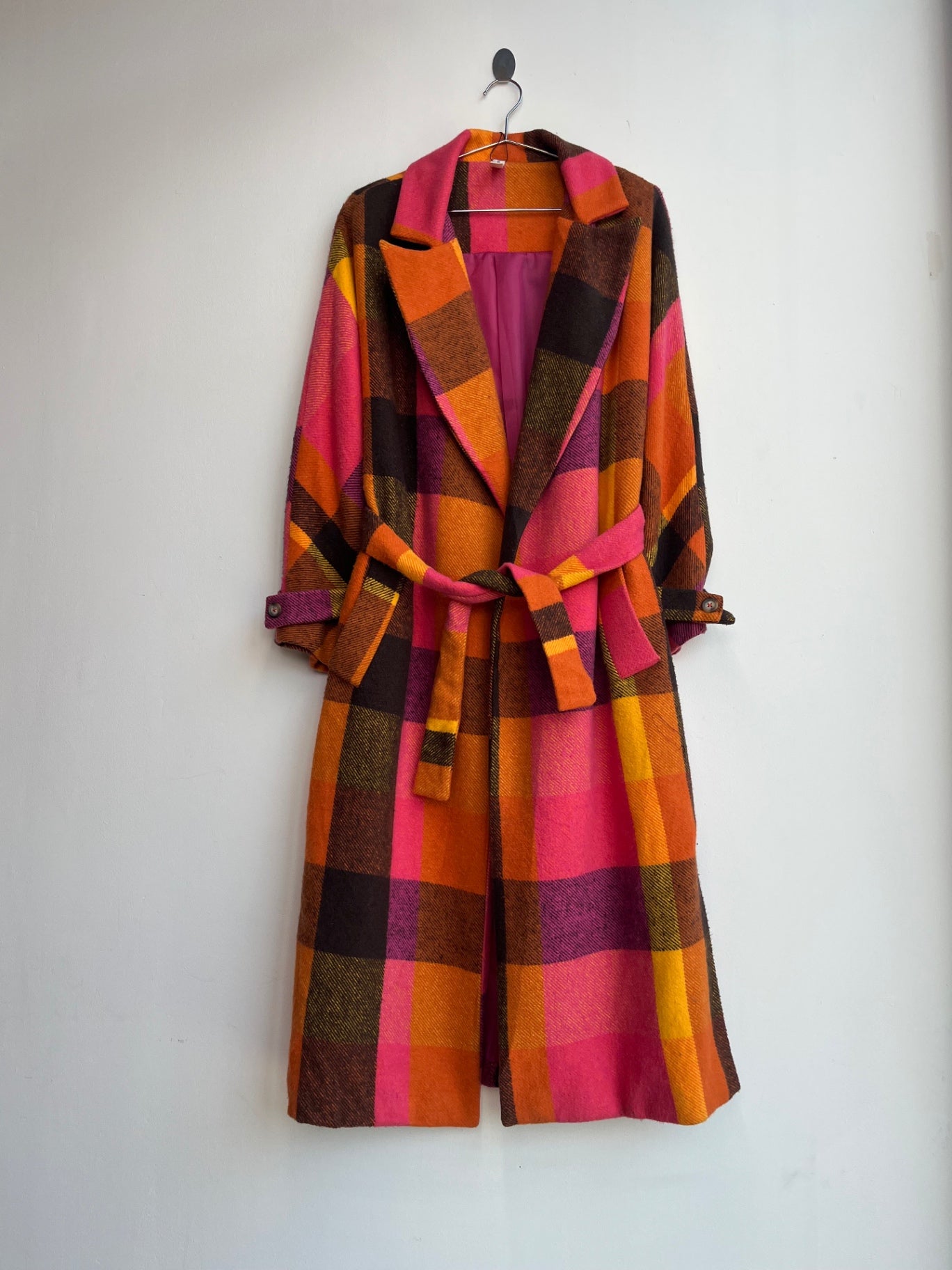 Tensione In Checkered Trench Coat