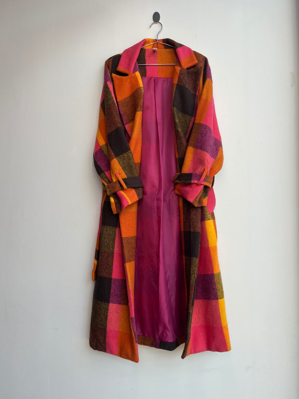 Tensione In Checkered Trench Coat