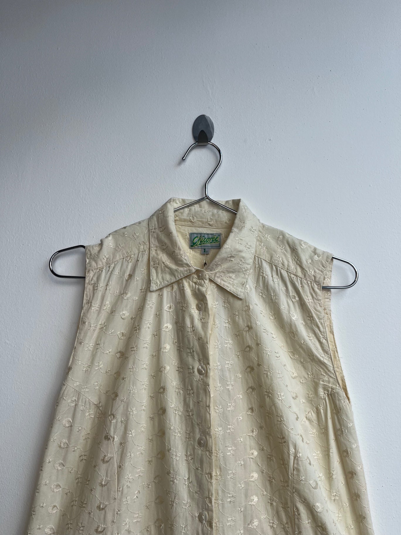Chicoree Sleeveless Shirt