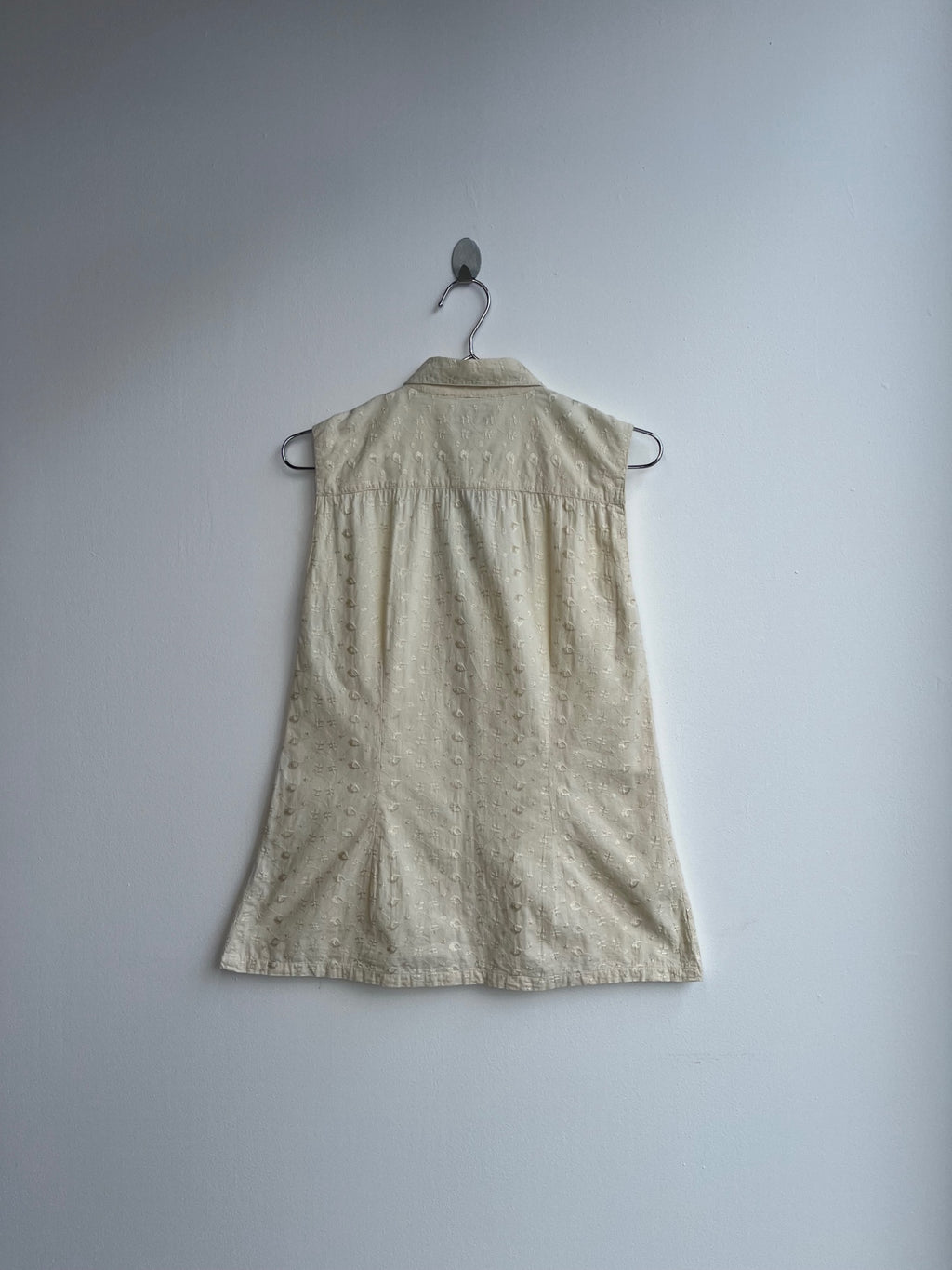 Chicoree Sleeveless Shirt