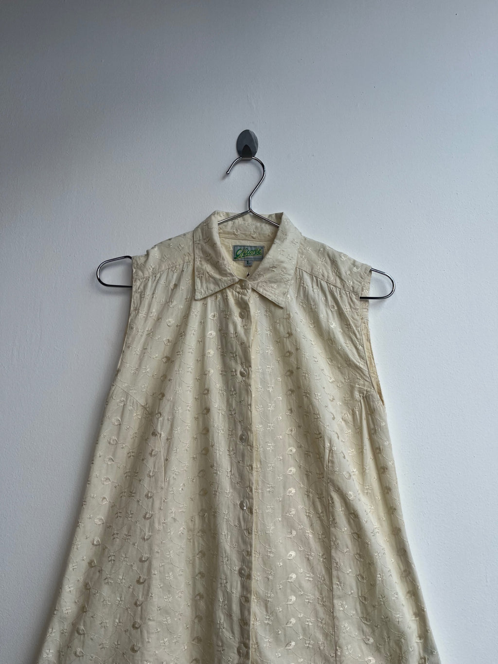 Chicoree Sleeveless Shirt
