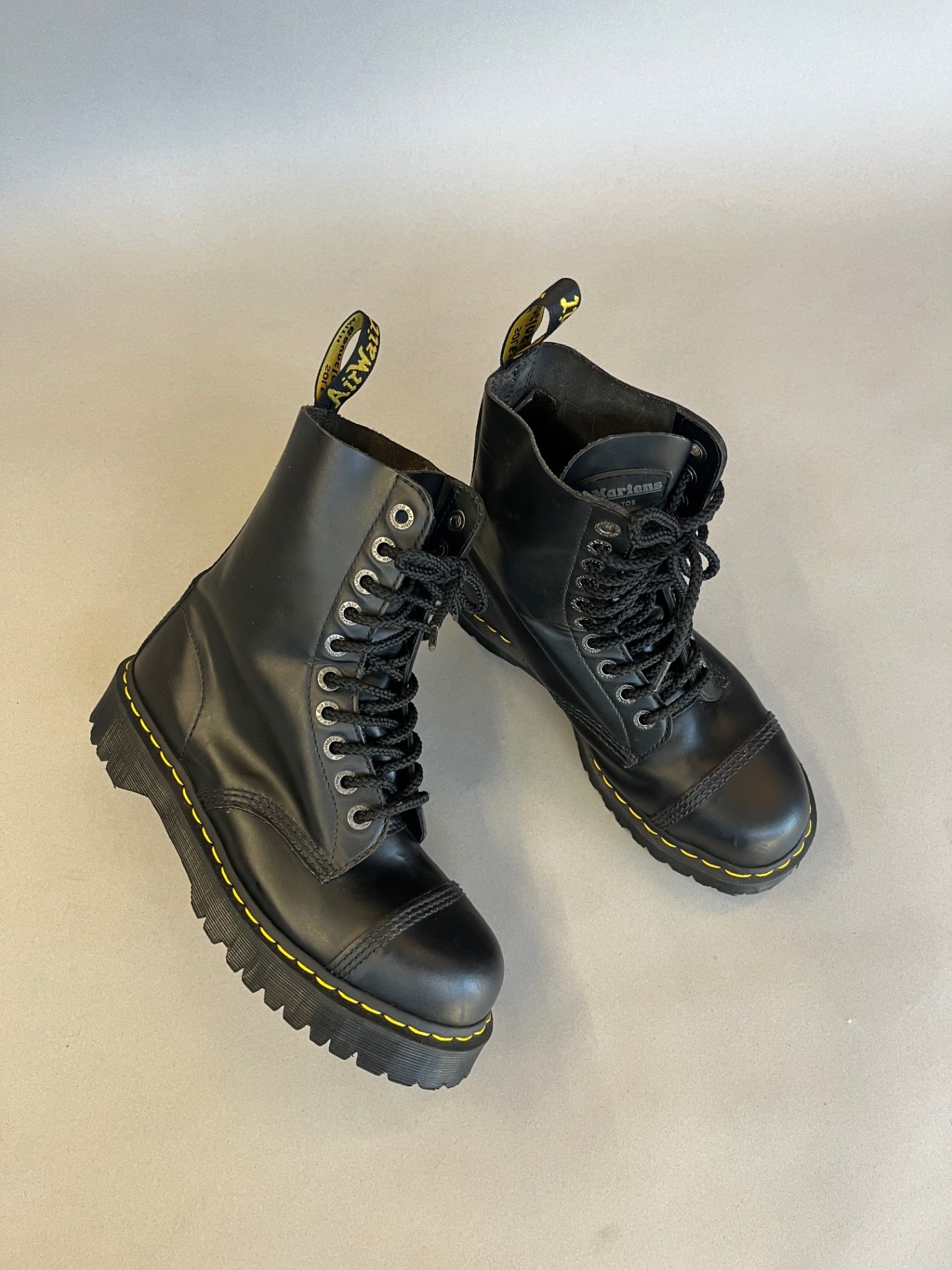 Dr Marten 10 Hole Steel Toe Booots