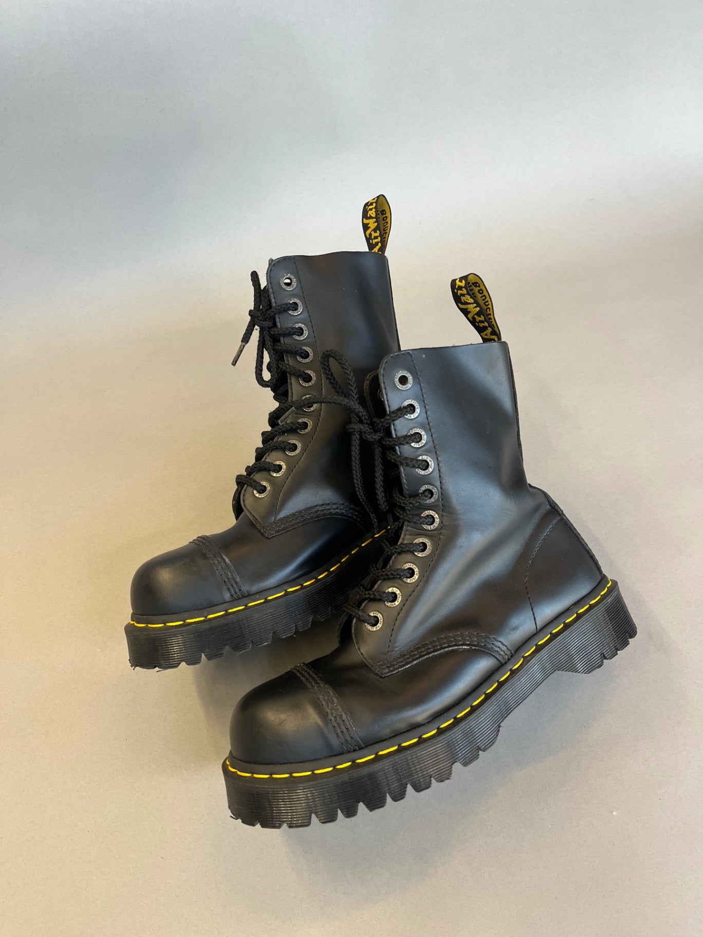 Dr Marten 10 Hole Steel Toe Booots