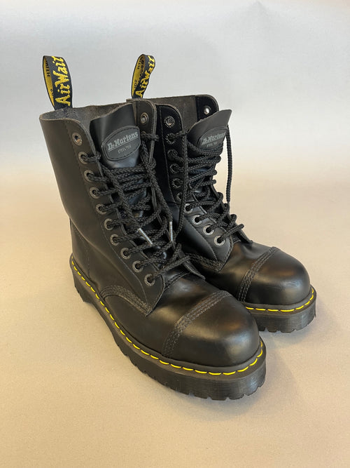 Dr Marten 10 Hole Steel Toe Booots