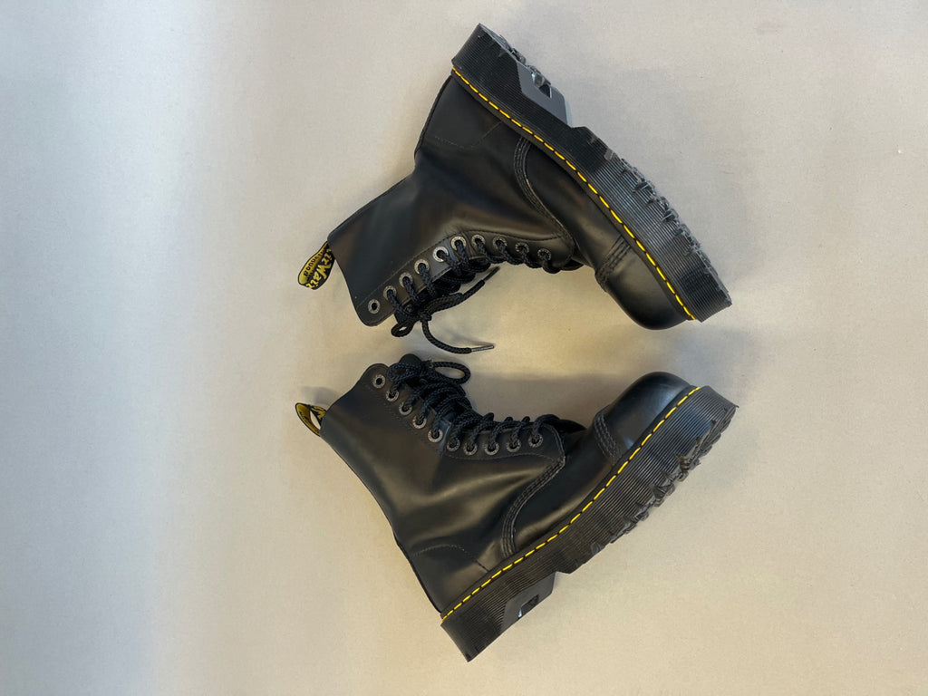 Dr Marten 10 Hole Steel Toe Booots
