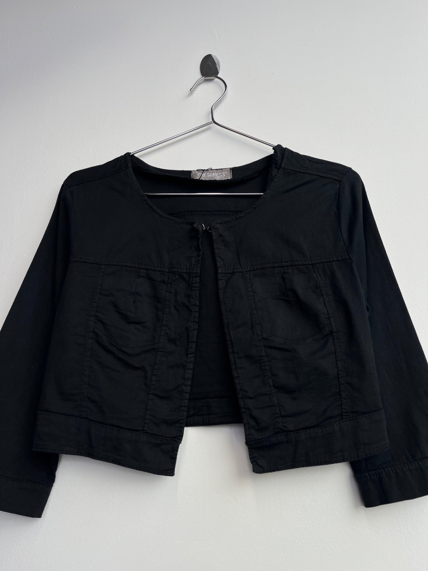 Freshness Black Bolero