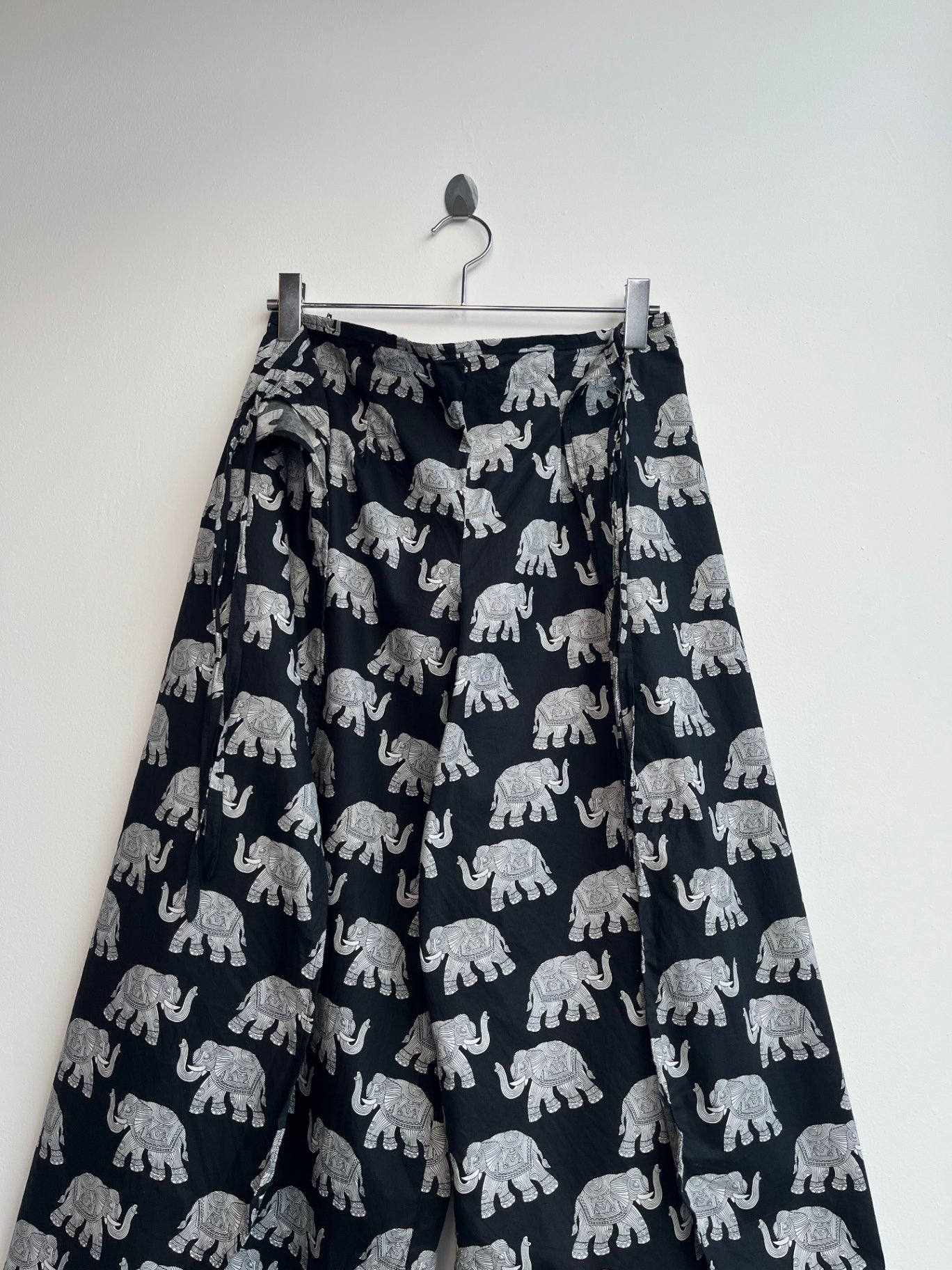 Elephant Print Tie Pants