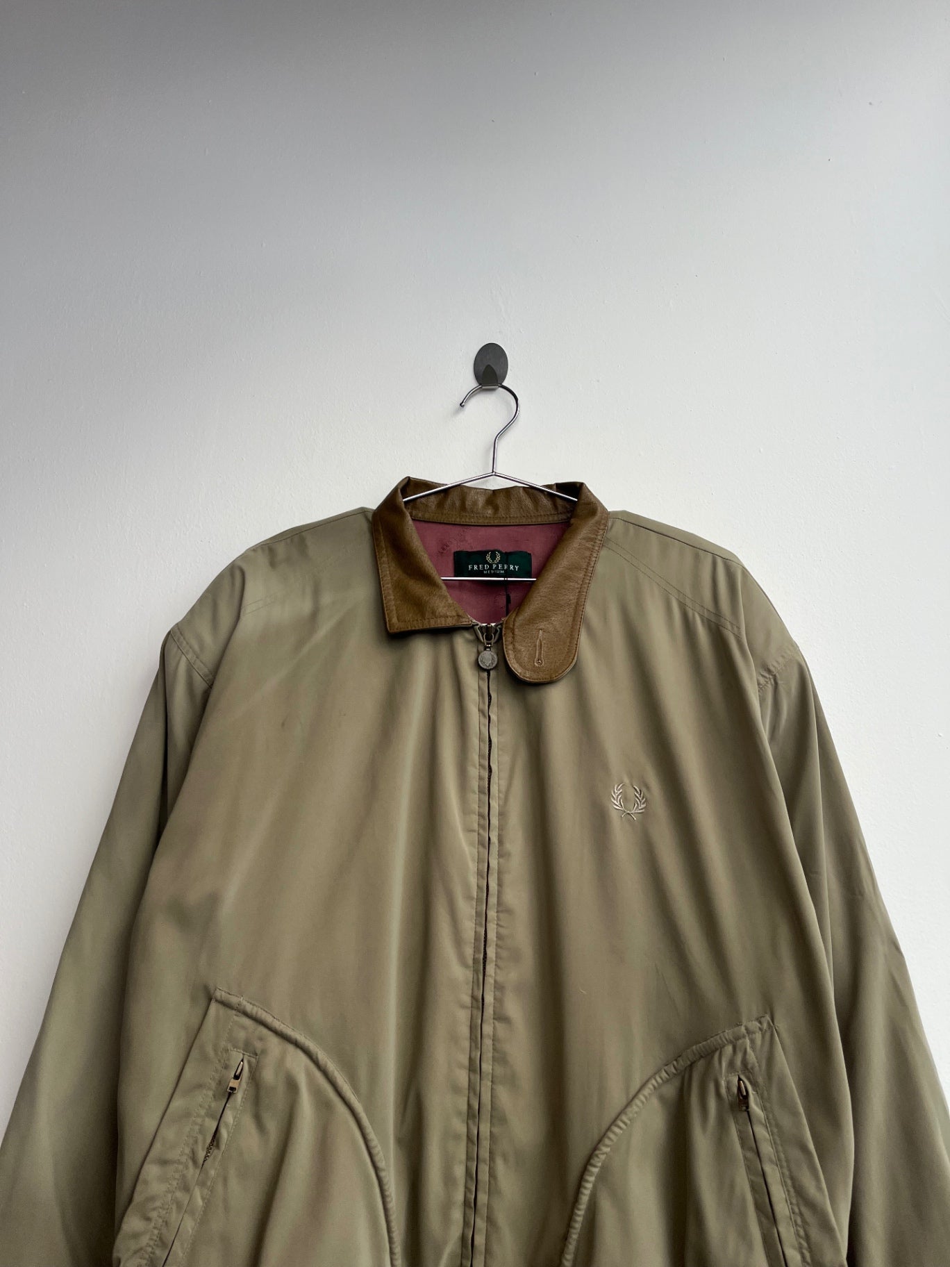 Fred Perry Light Bomber Jacket