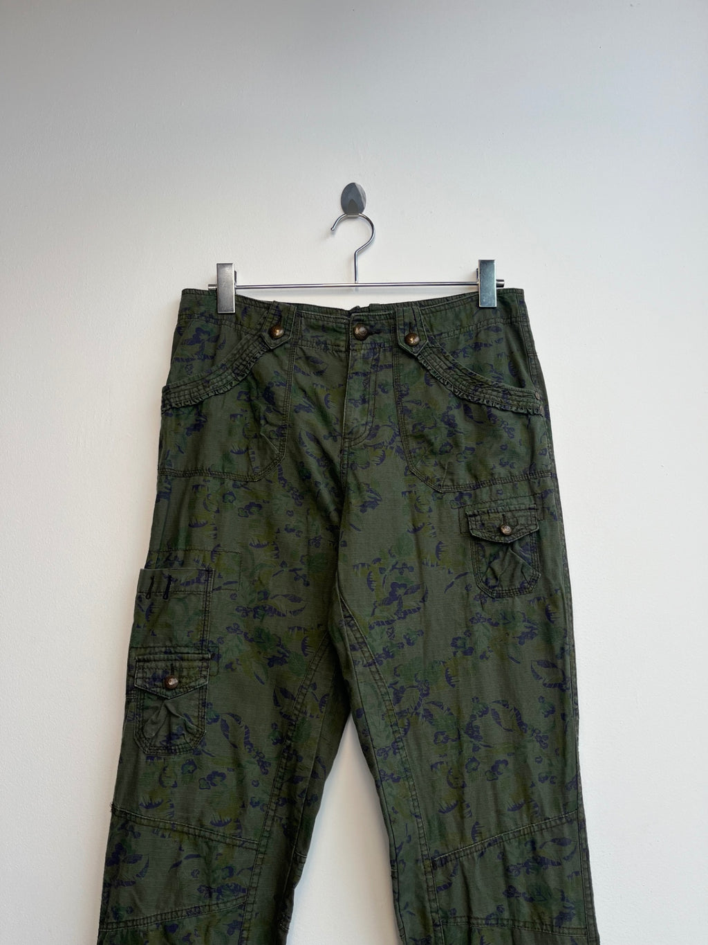 Etam Floral Cargo Pants