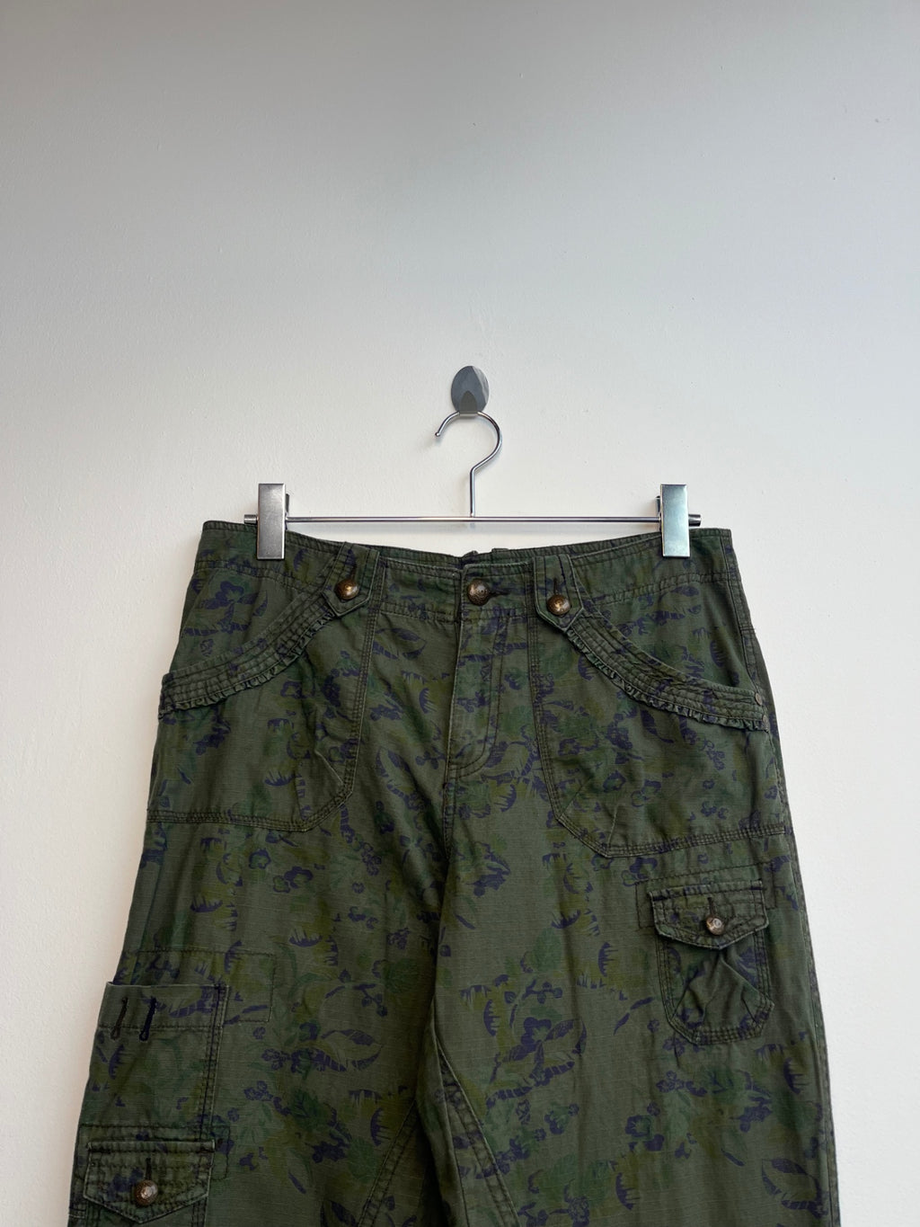 Etam Floral Cargo Pants
