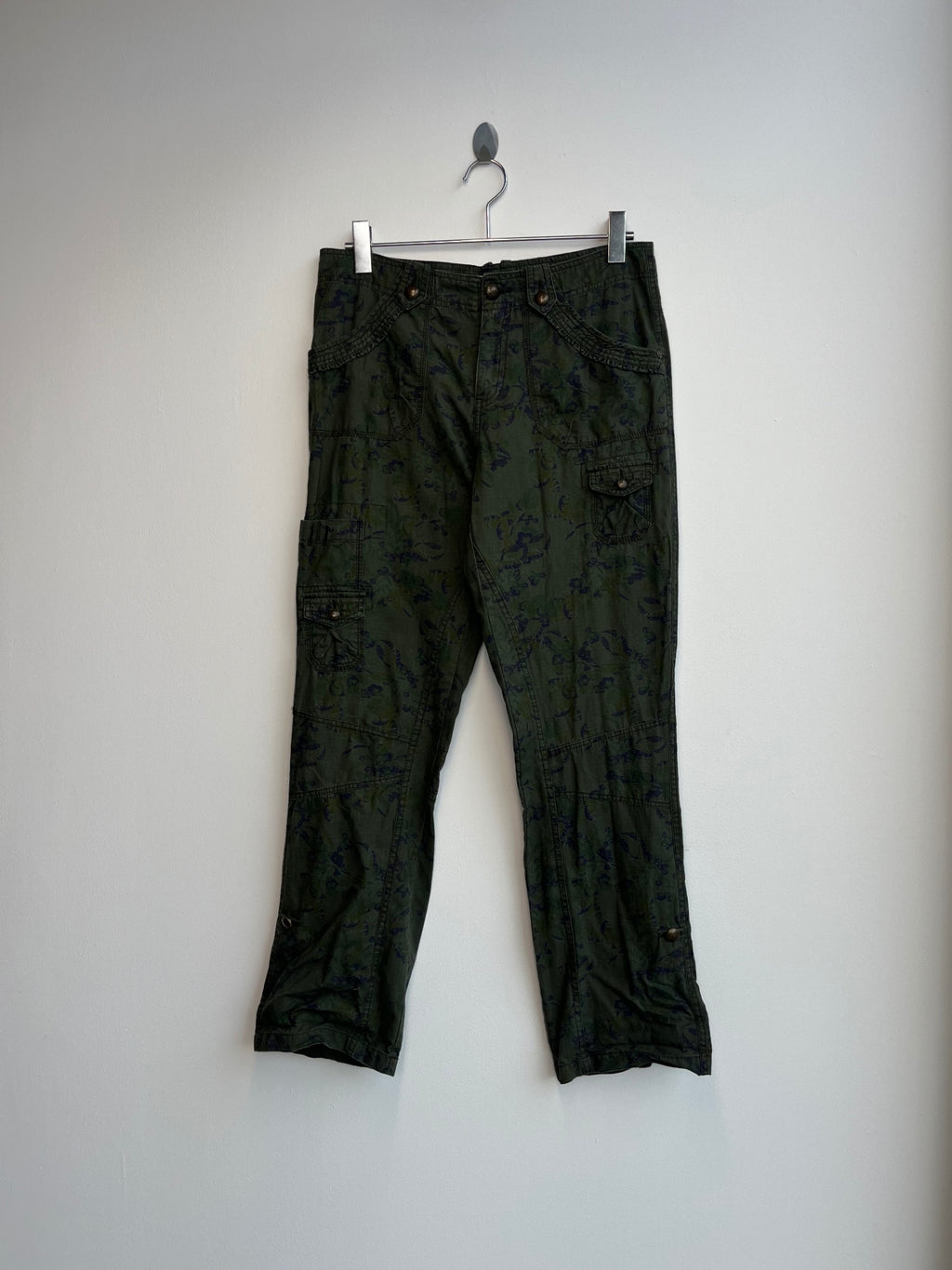 Etam Floral Cargo Pants