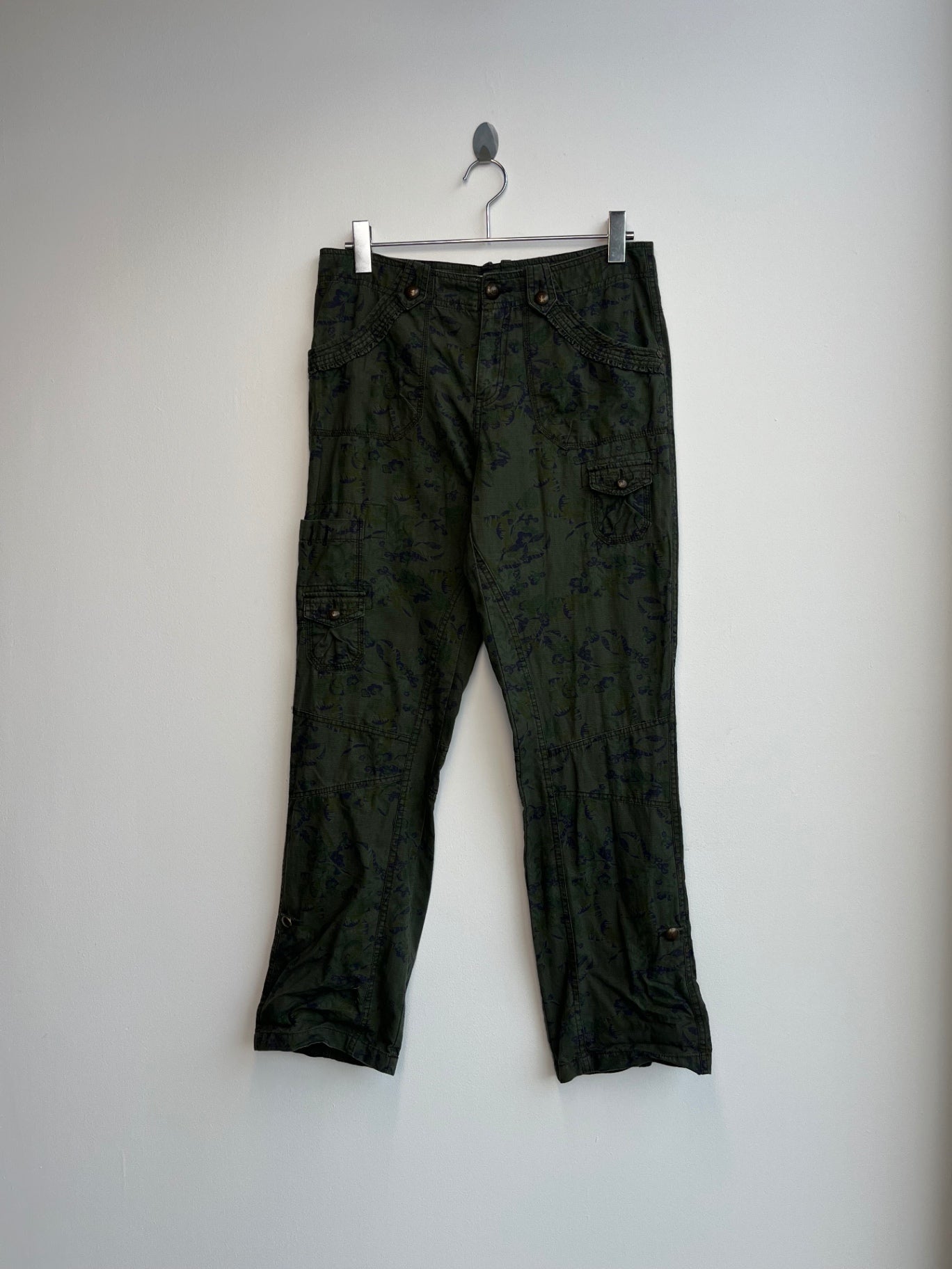 Etam Floral Cargo Pants