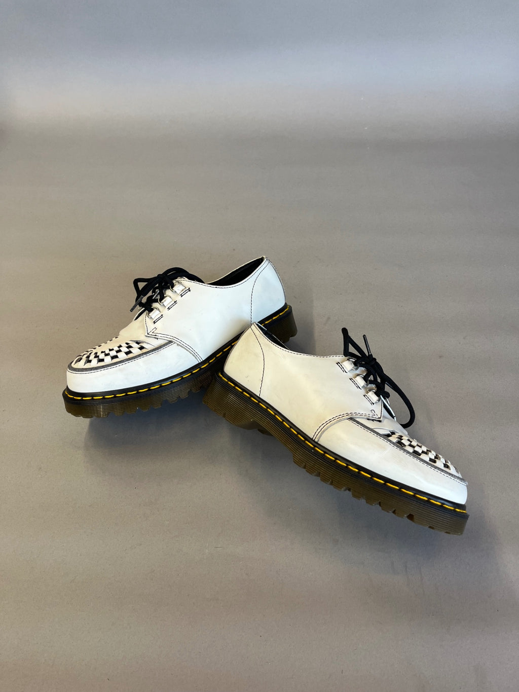 White Dr Martens Ramsey Leather Creepers