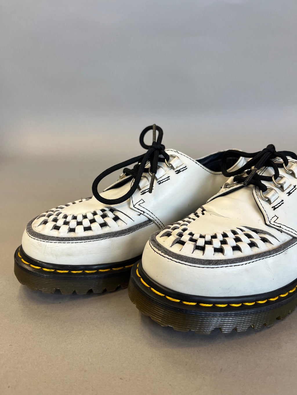 White Dr Martens Ramsey Leather Creepers