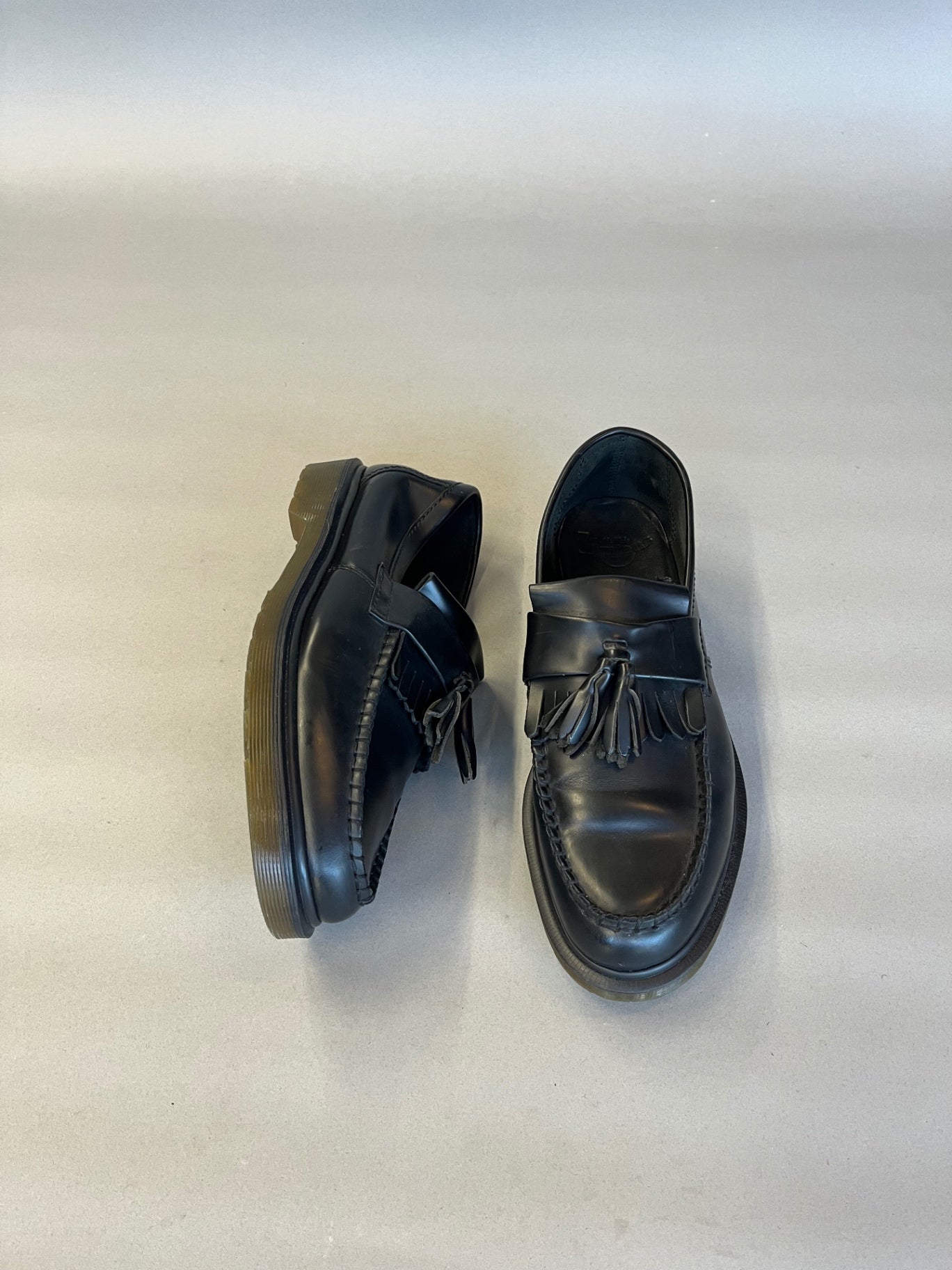 Black Dr Martens Adrian