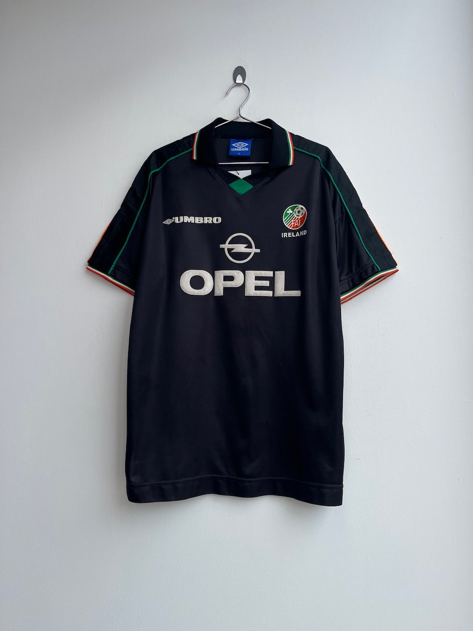 Umbro Republic of Ireland Away Shirt 98/99