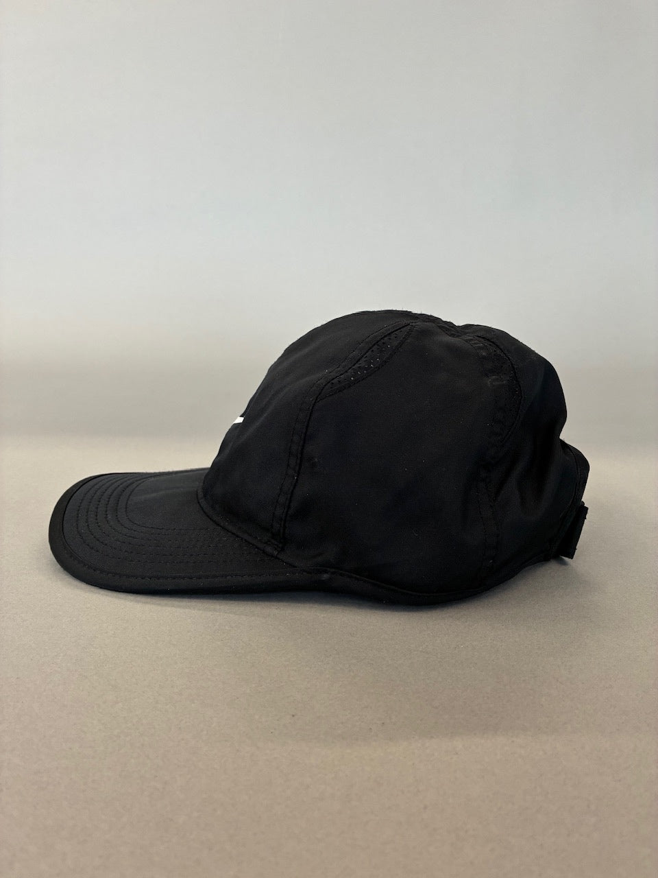Nike Dri-Fit Featherlight Cap