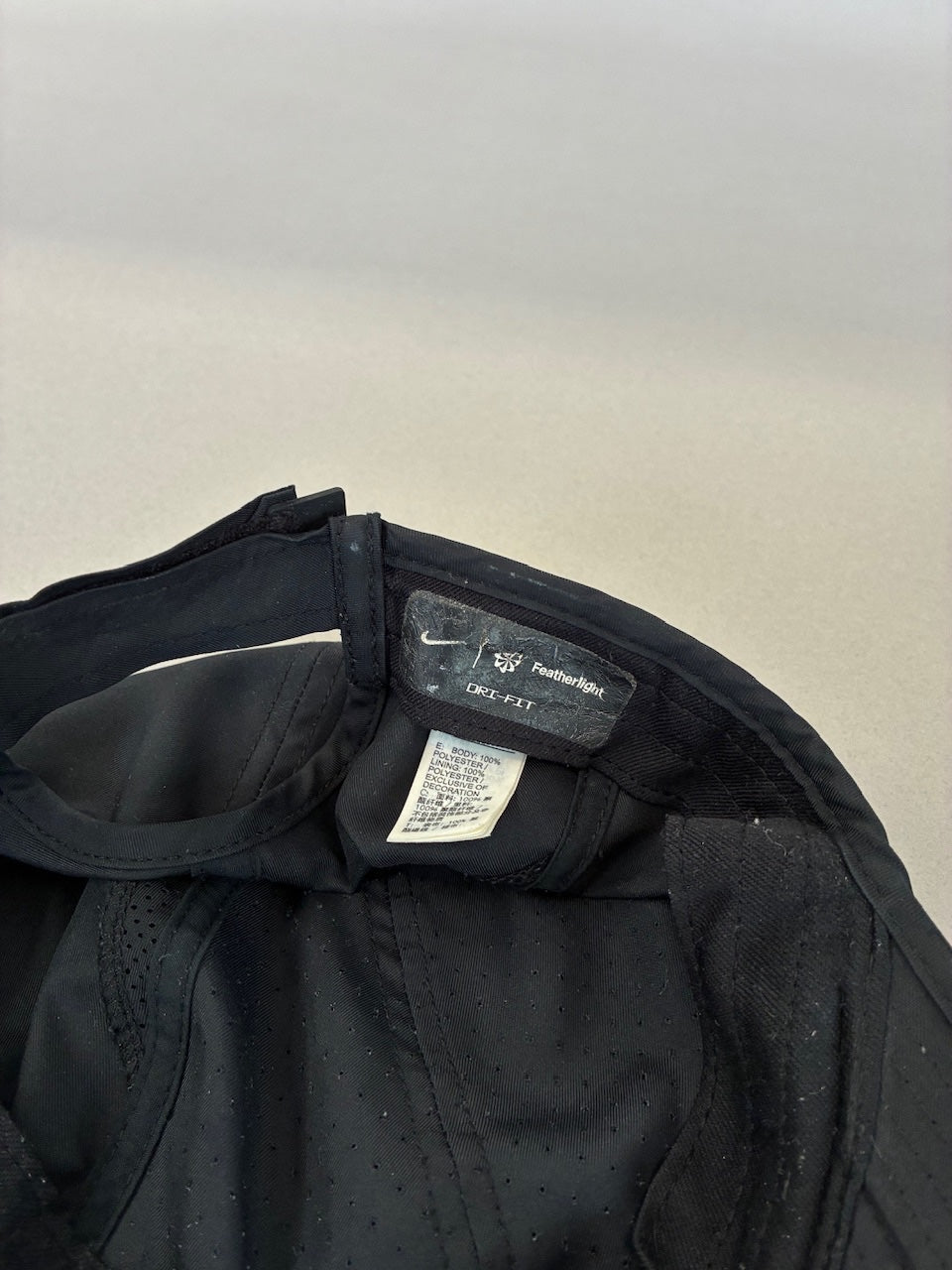 Nike Dri-Fit Featherlight Cap