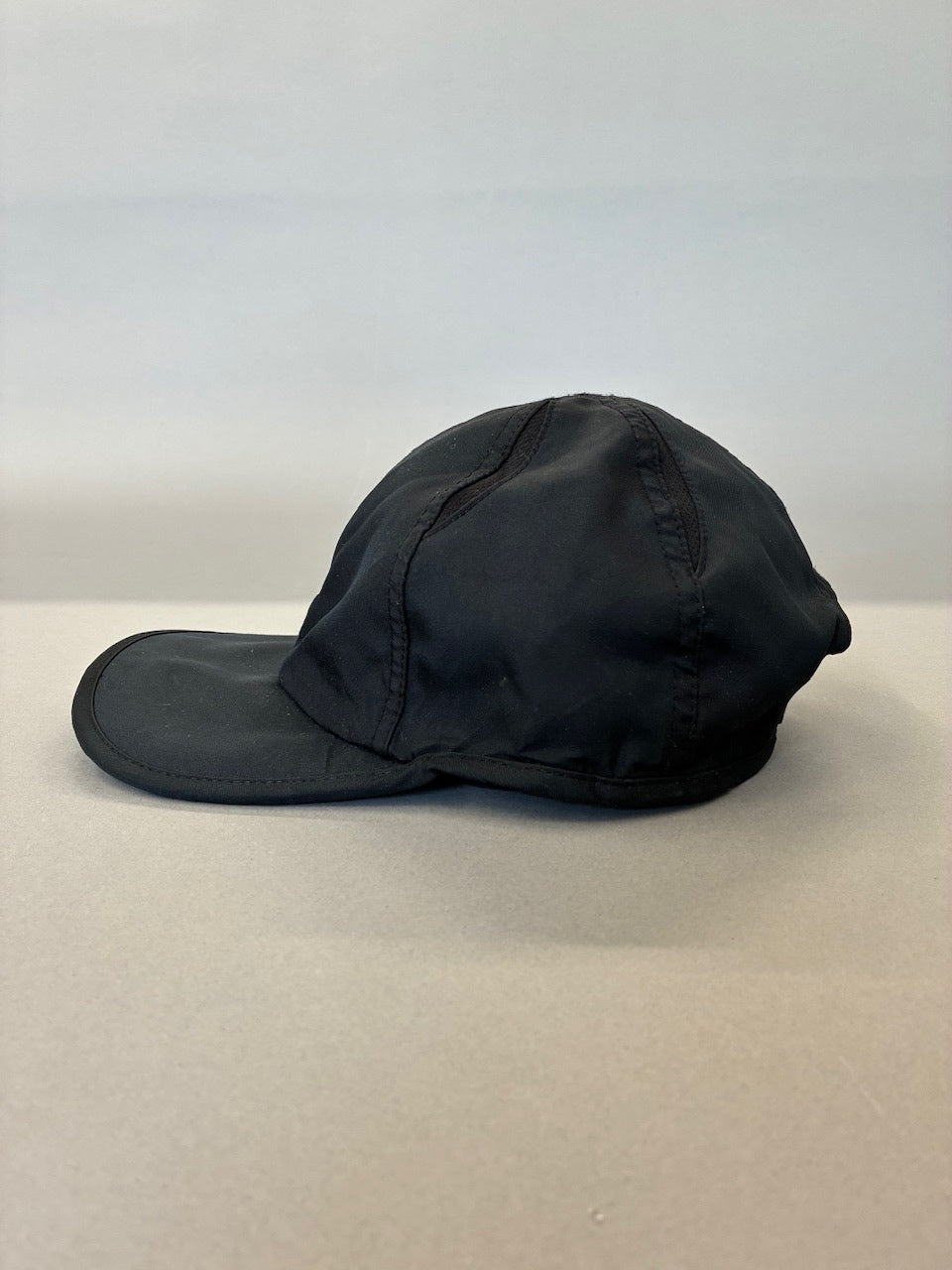 Nike Black Featherlight Cap