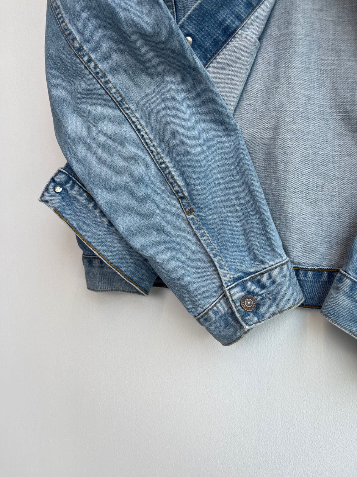 Levi's 70550 Light Denim Trucker