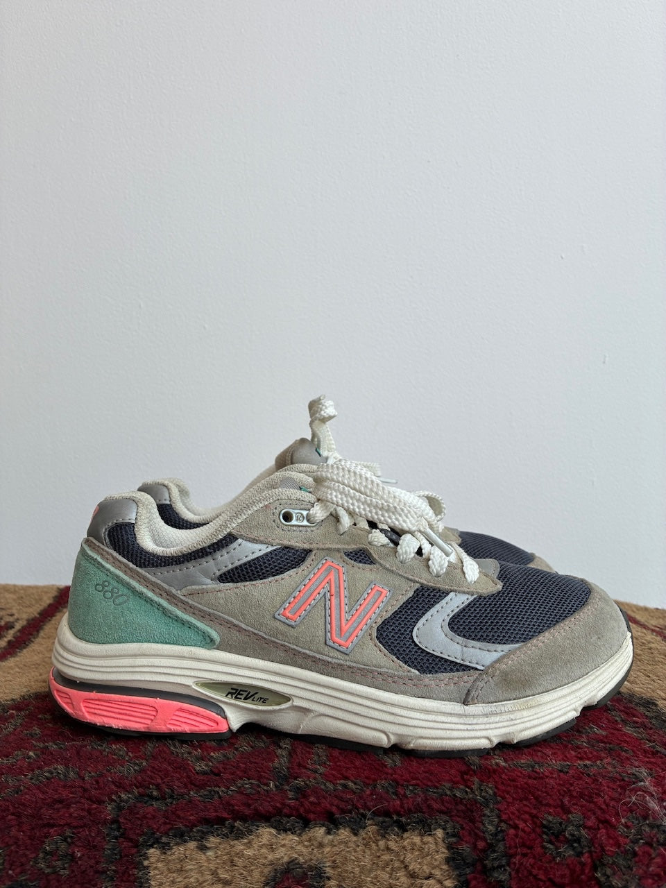 New Balance 880 Series Low Top