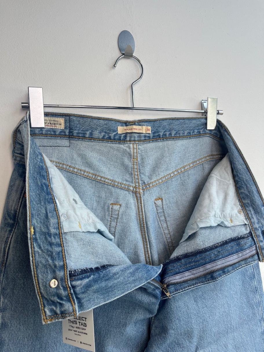 Levi's Ribcage Wide Leg Jeans