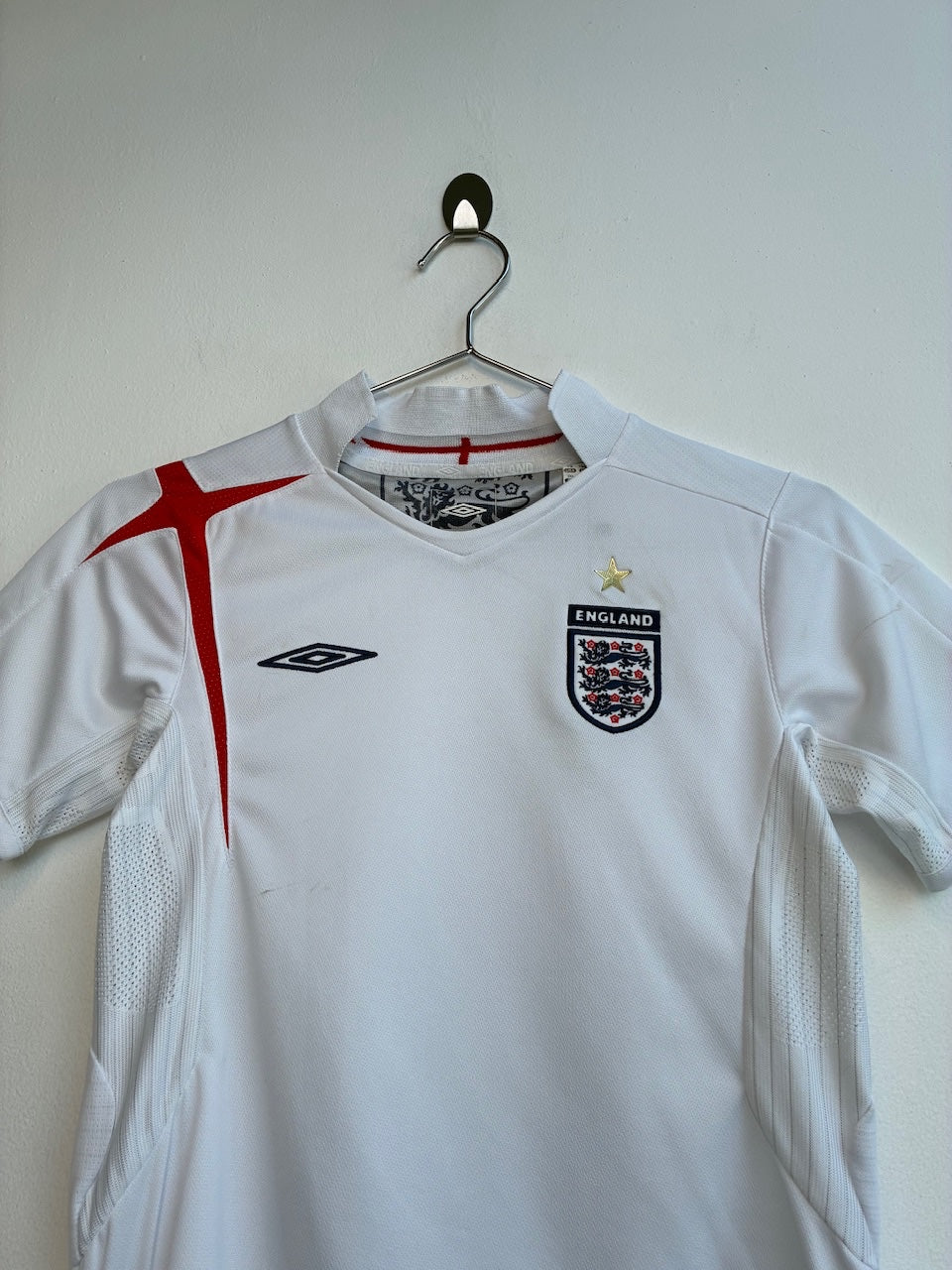 Umbro England Home Jersey 05/07